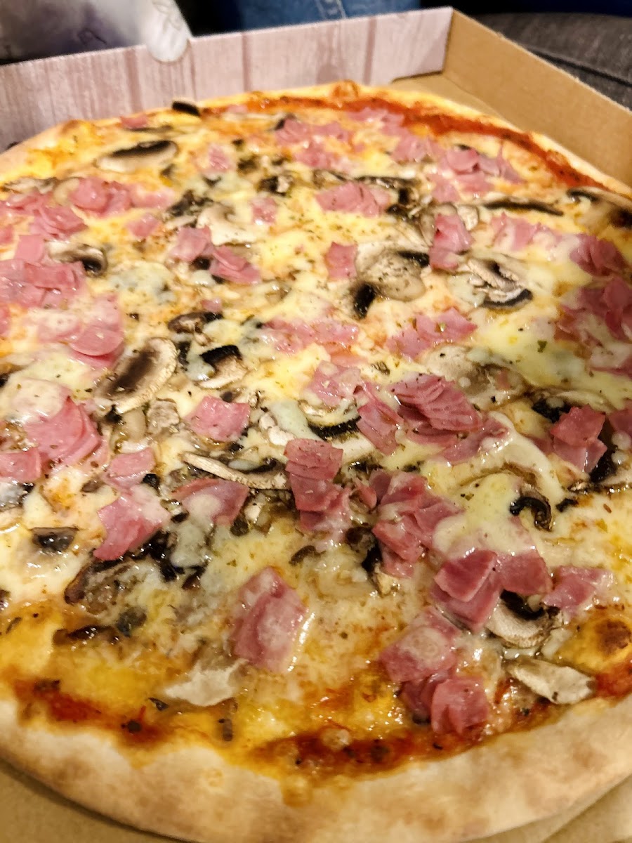 Pizzabutik Edita - Photo 6