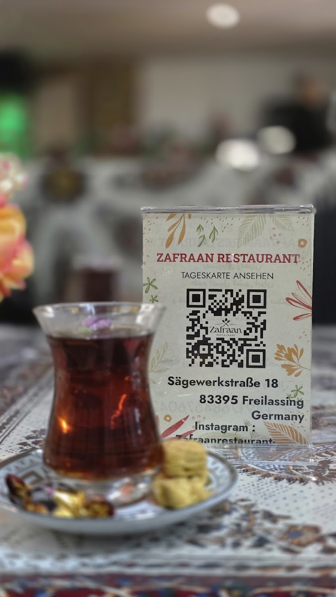 Zafraan Restaurant - Photo 4