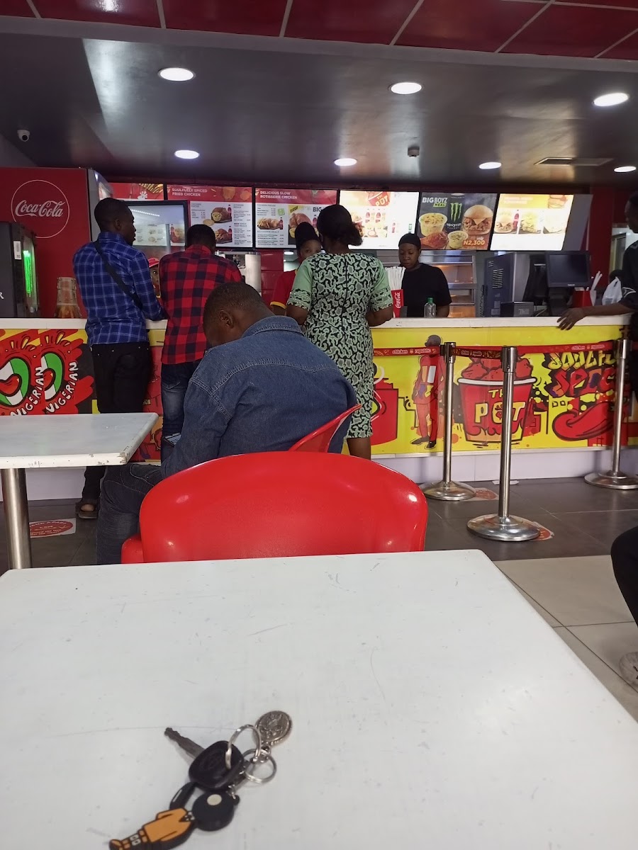 Chicken Republic - Mokola - Photo 2