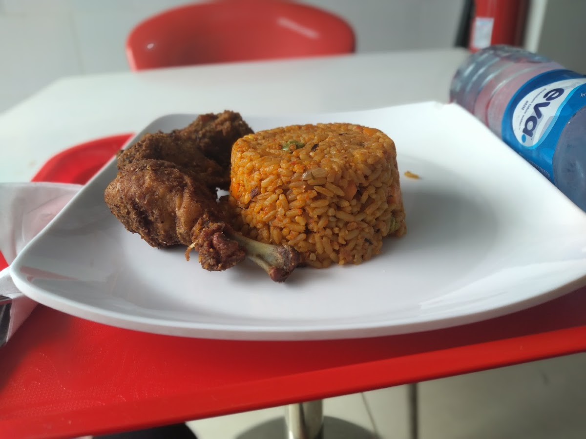 Chicken Republic - Mokola - Photo 4