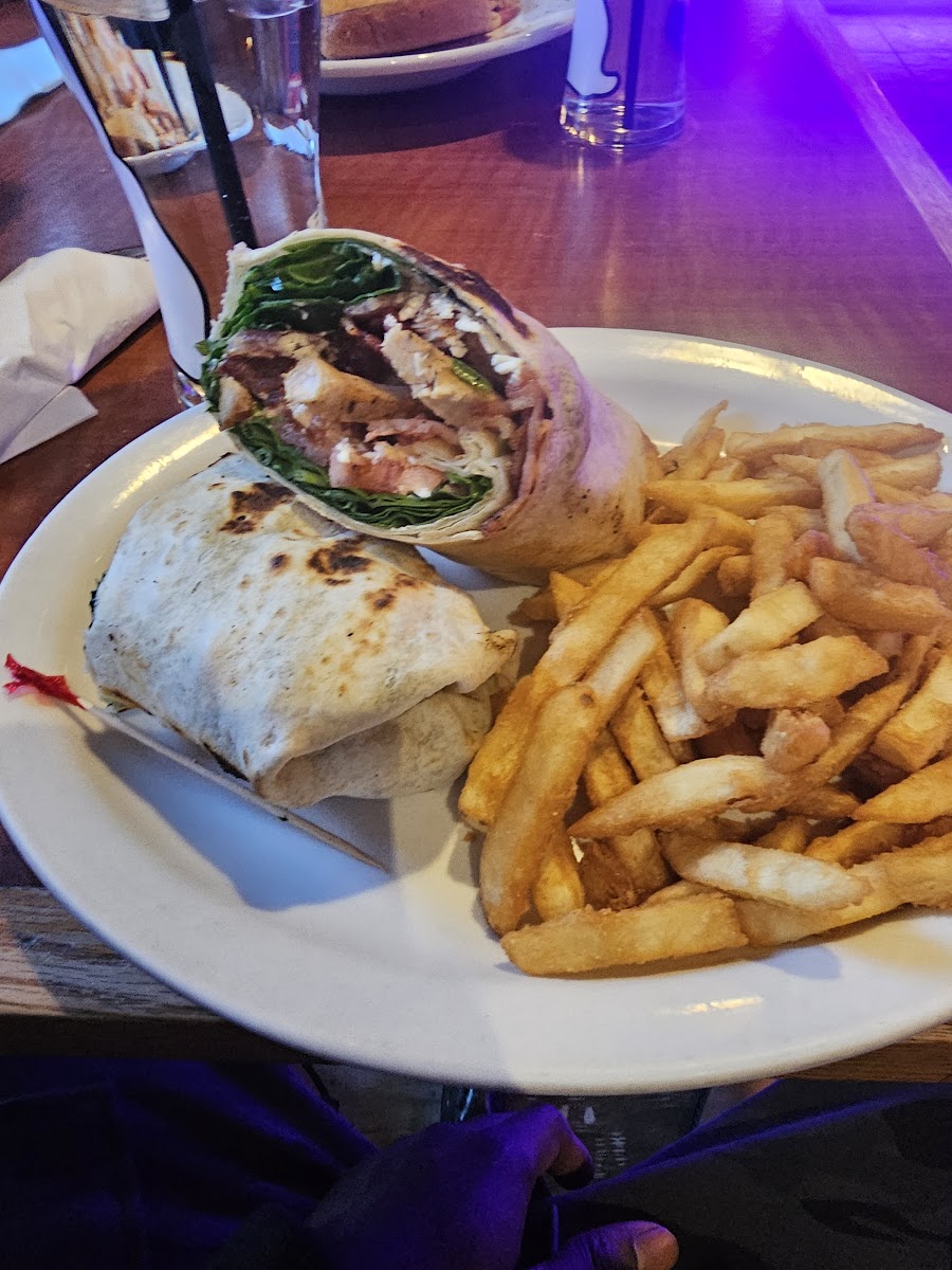Westney Restaurant and Bar - Photo 7