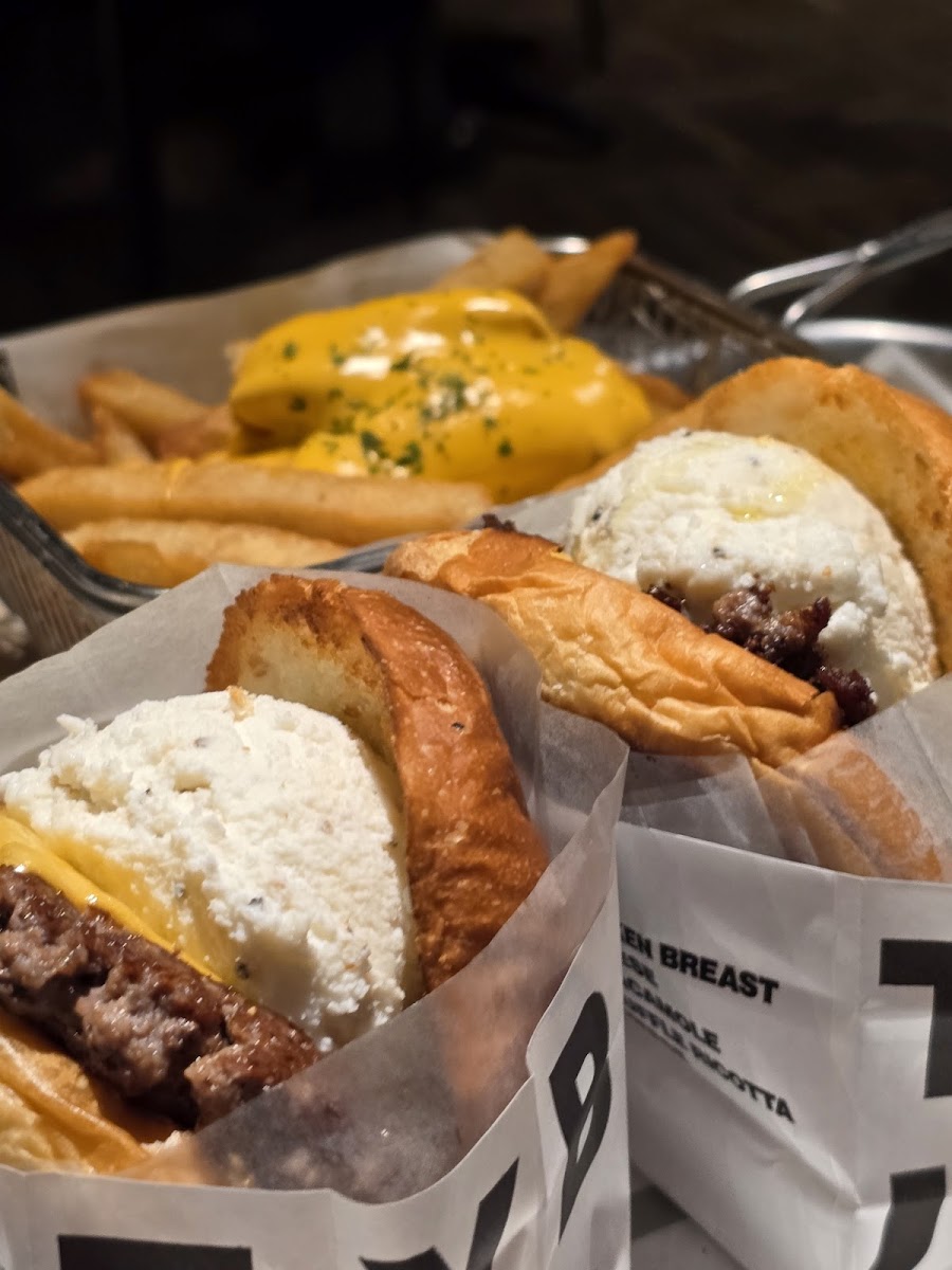 Bun Patty Bun - Photo 9