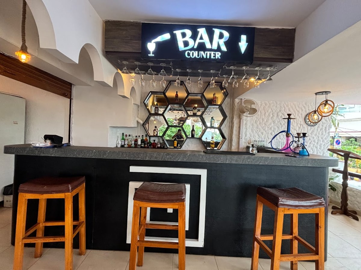 Sky Deck Restaurant & Bar