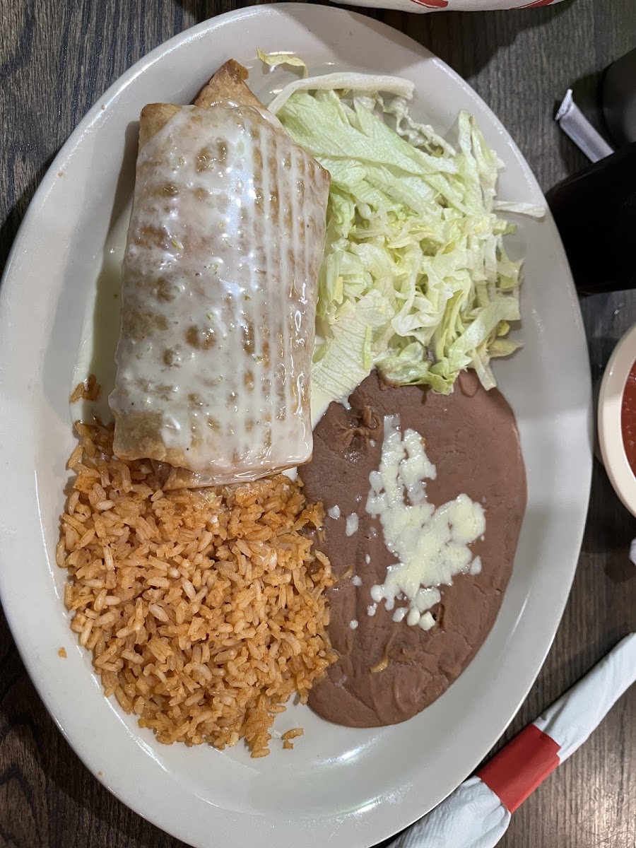 El Flamingo Mexican Restaurant - Photo 2