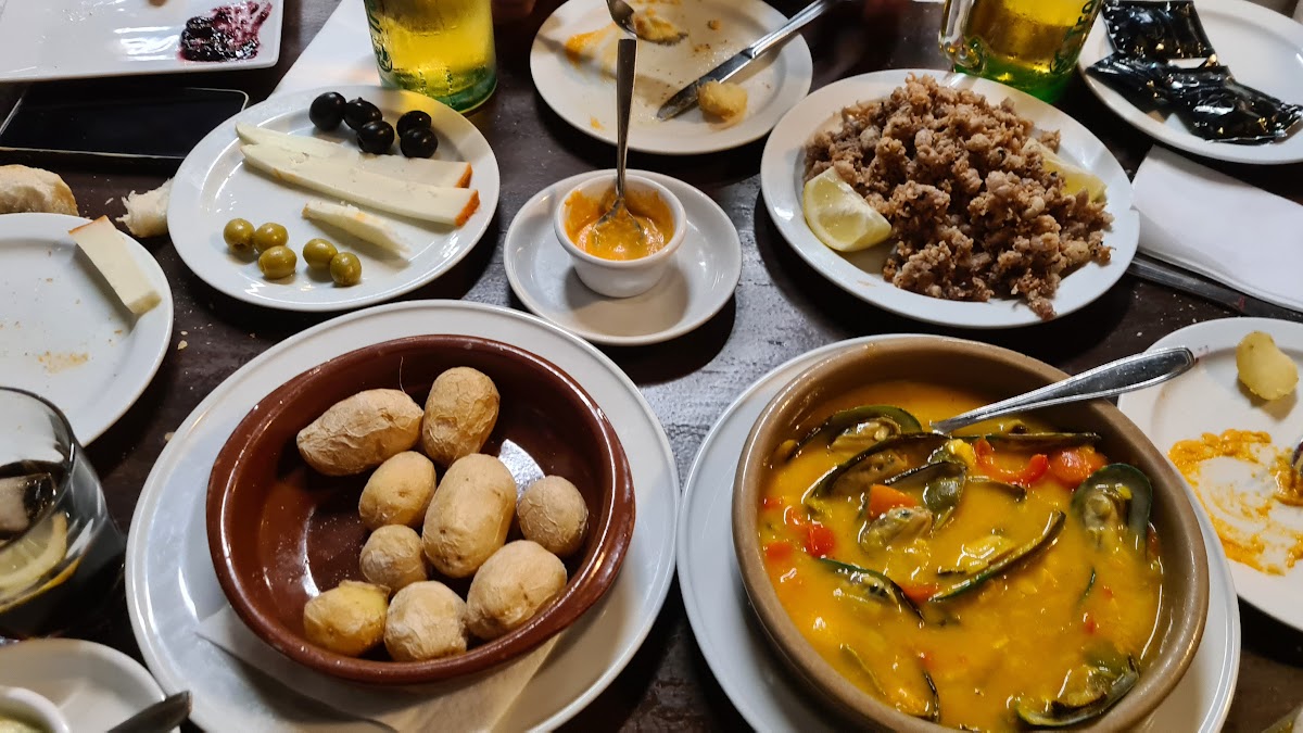 Avenida Restaurante - Photo 2
