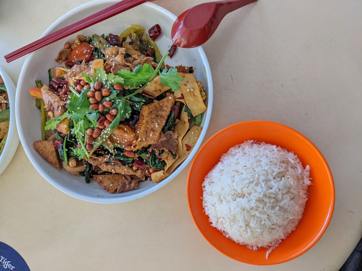 Food Pavilion 好食城 Blk 443 - Photo 4
