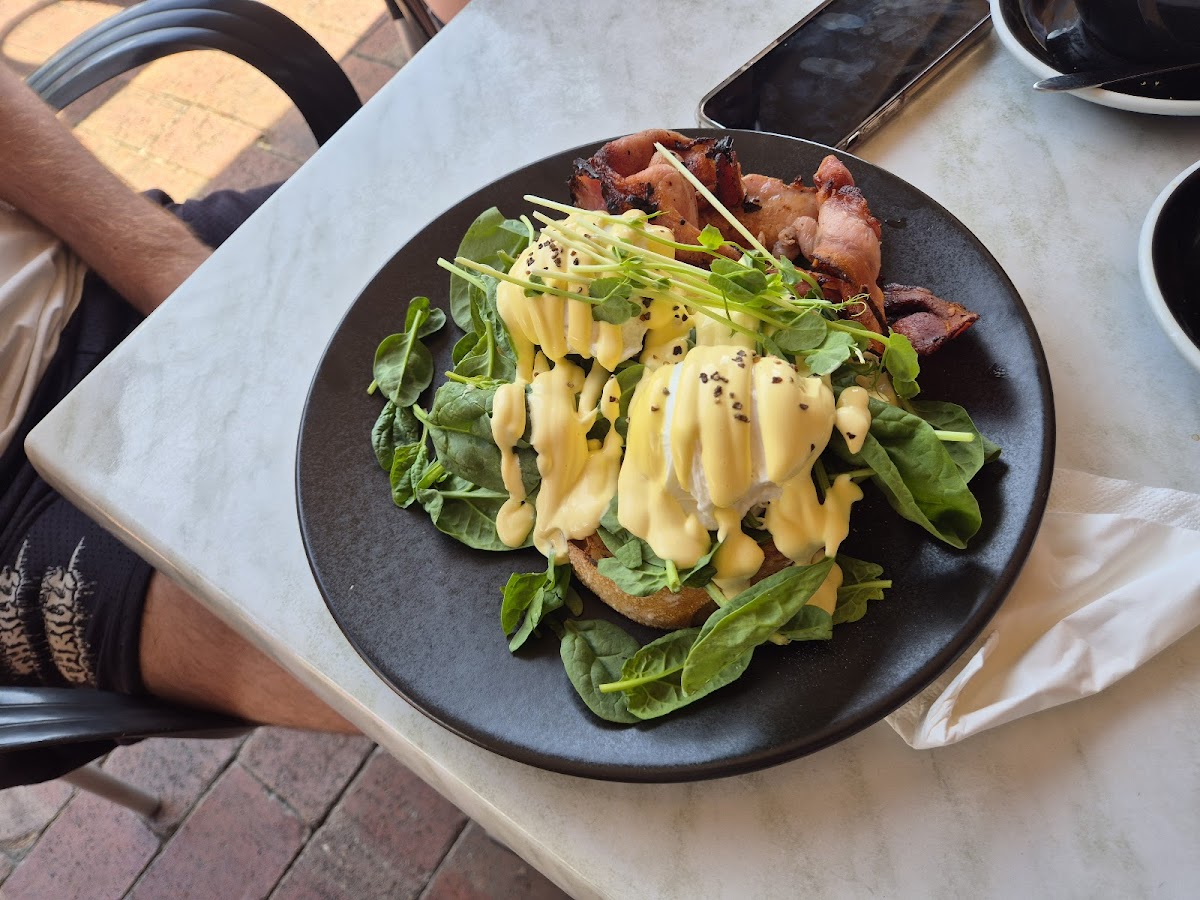 Cosi's Café - Photo 7