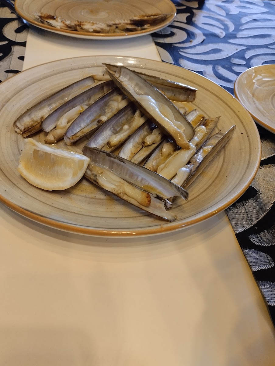 Hostal Restaurante Galicia - Photo 9