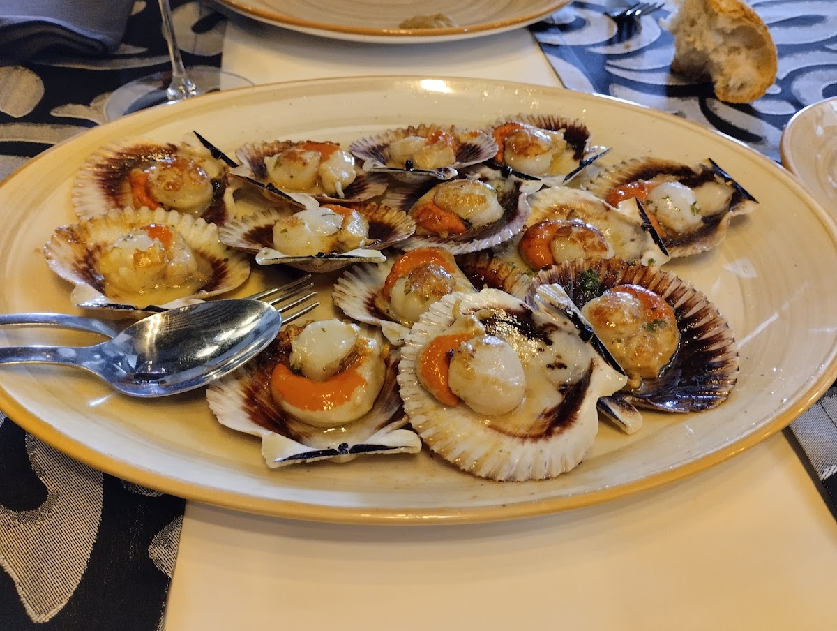Hostal Restaurante Galicia - Photo 4