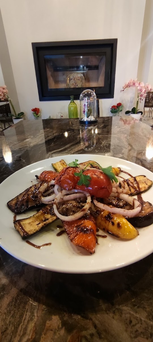 Meraki Grill & Cook - Photo 2