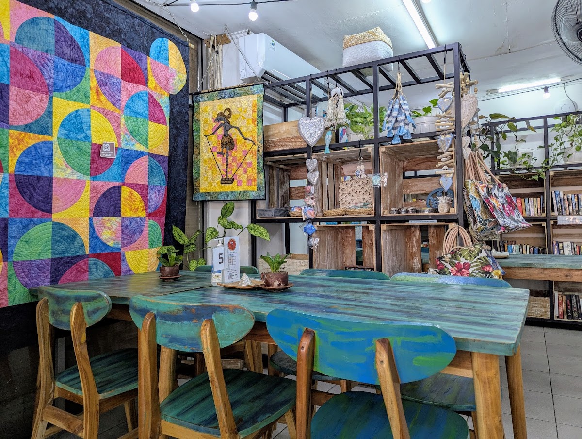 Wacky Jacky's Bali & WJ's Coffee Shop