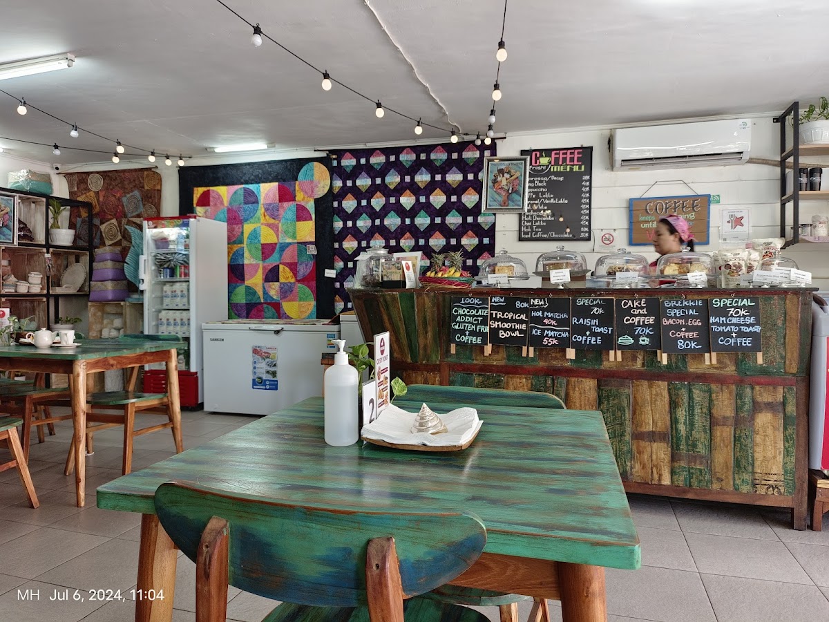 Wacky Jacky's Bali & WJ's Coffee Shop - Photo 9