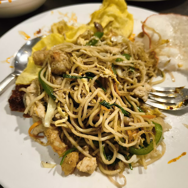 Crystal Chimney Special Hakka Noodles