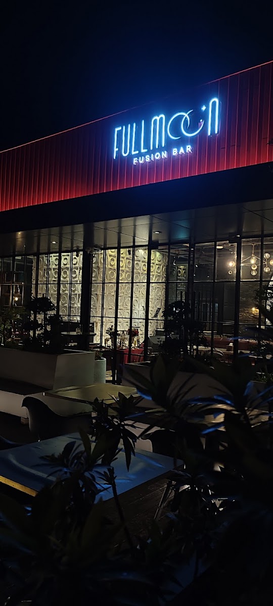 Fullmoon Fusion Bar