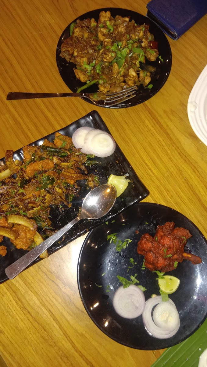 A1FAMILY RESTAURANT - Photo 4