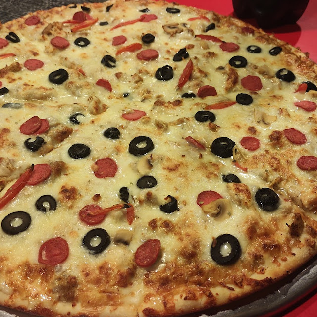 Oven Heart Pizza
