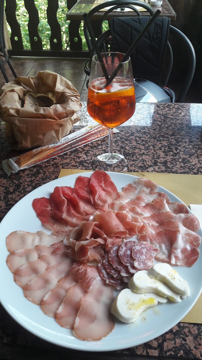 Grotto Al Mater Restaurant - Photo 9