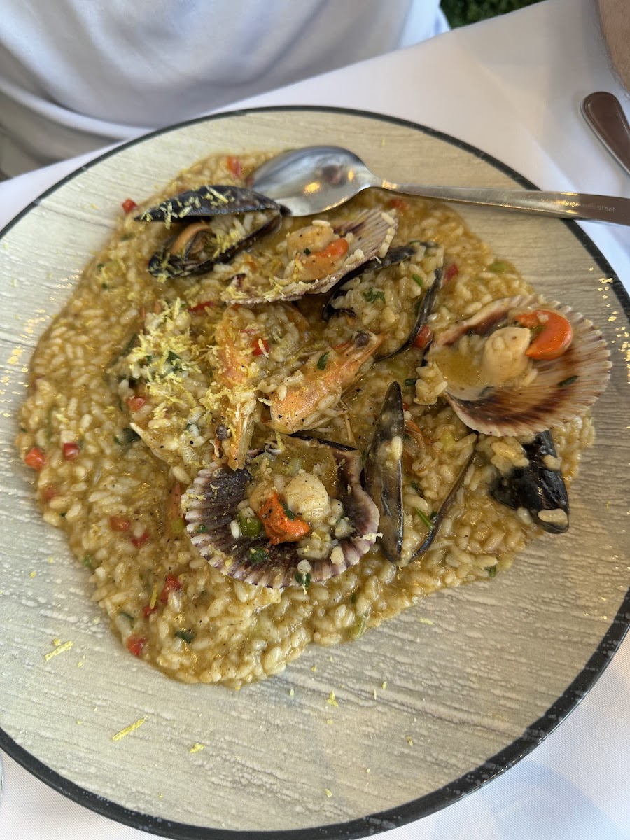 Oceanides Seafood Restaurant - Photo 9