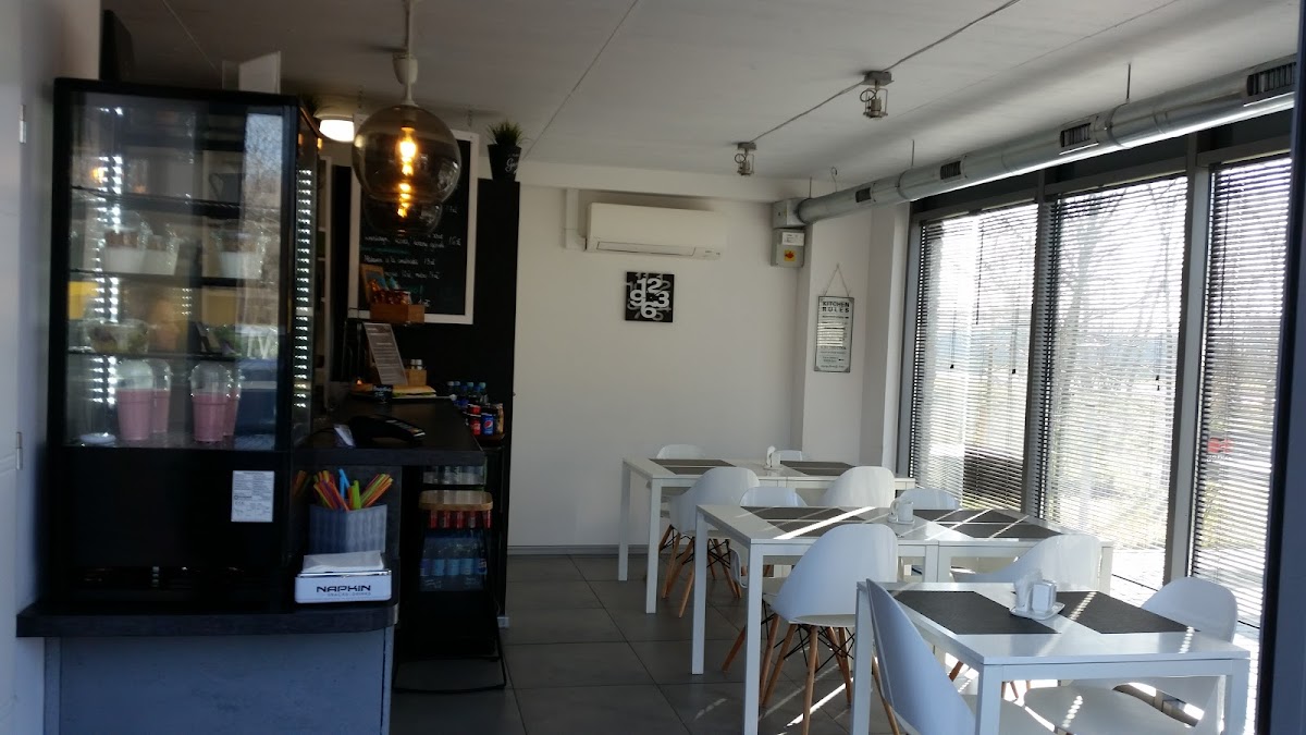 Bistro de facto