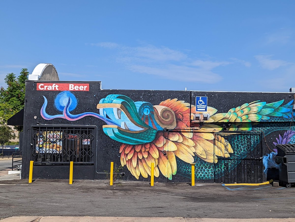 3rd Street Market & Deli - Photo 3