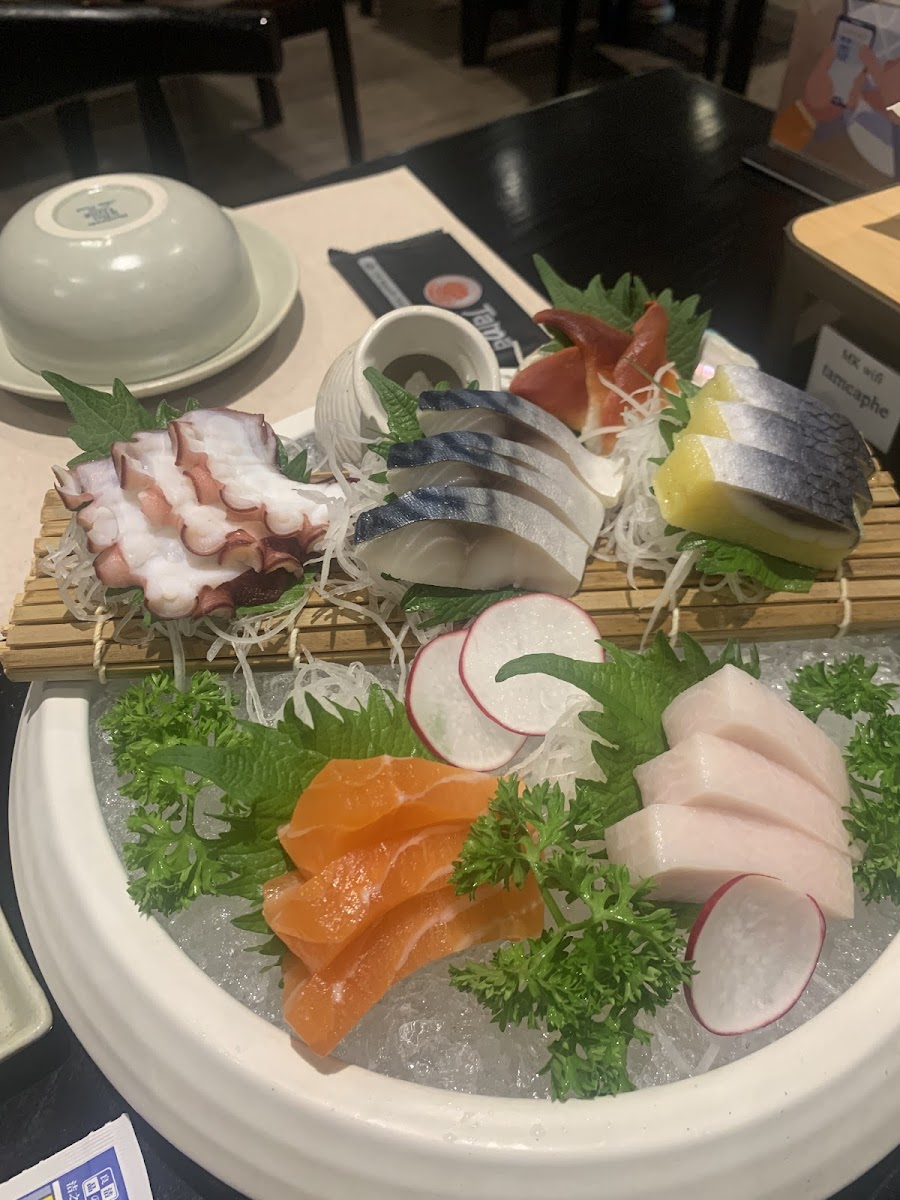 Tamaya Japanese Restaurant - Photo 3