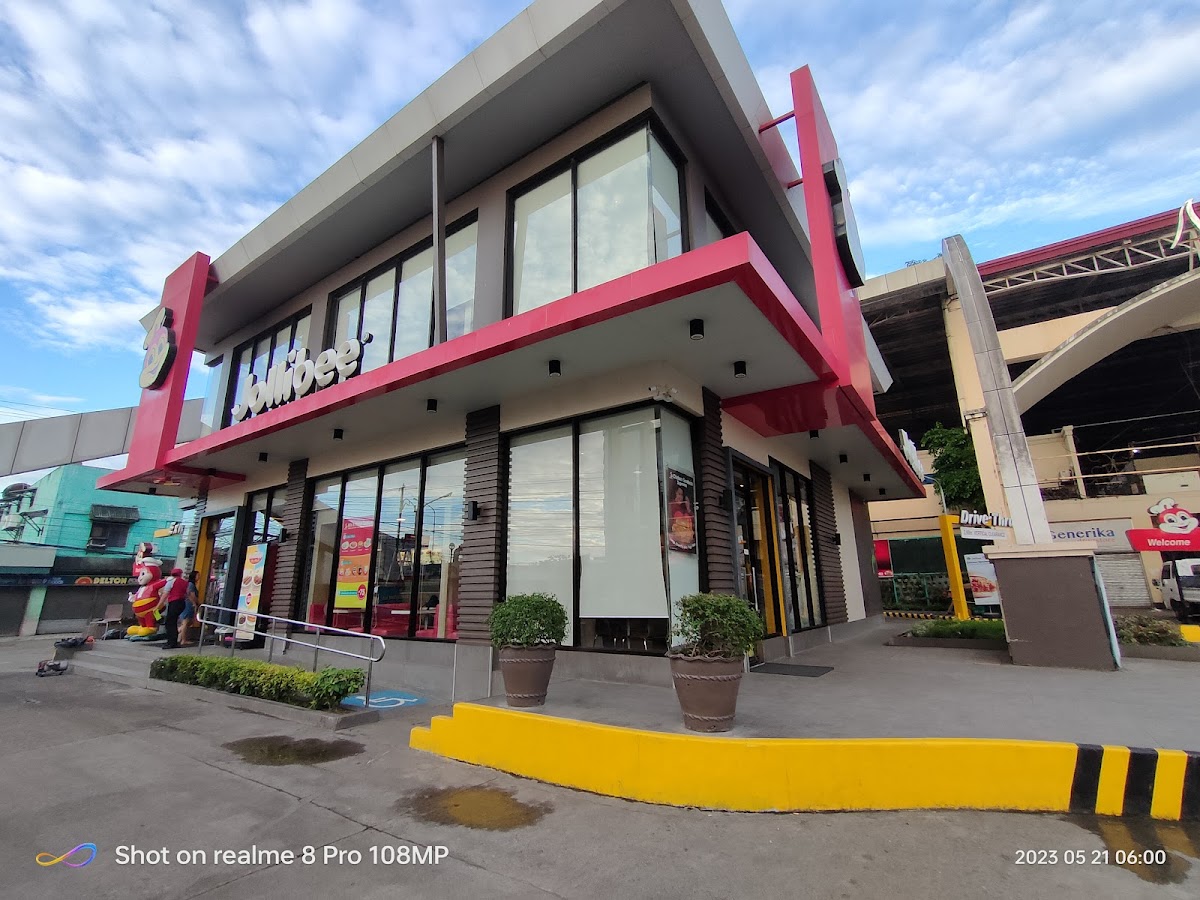 Jollibee Bais