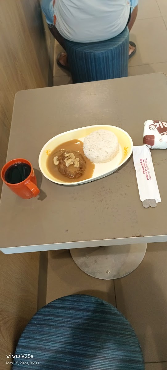 Jollibee Bais - Photo 4