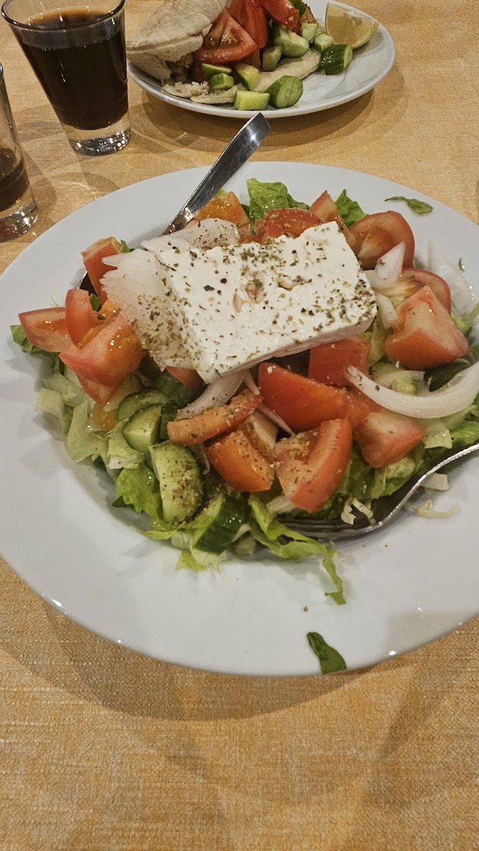 Souvlakia Pirillos - Photo 9