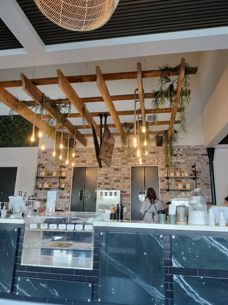 The Warehouse Cafe - Photo 4