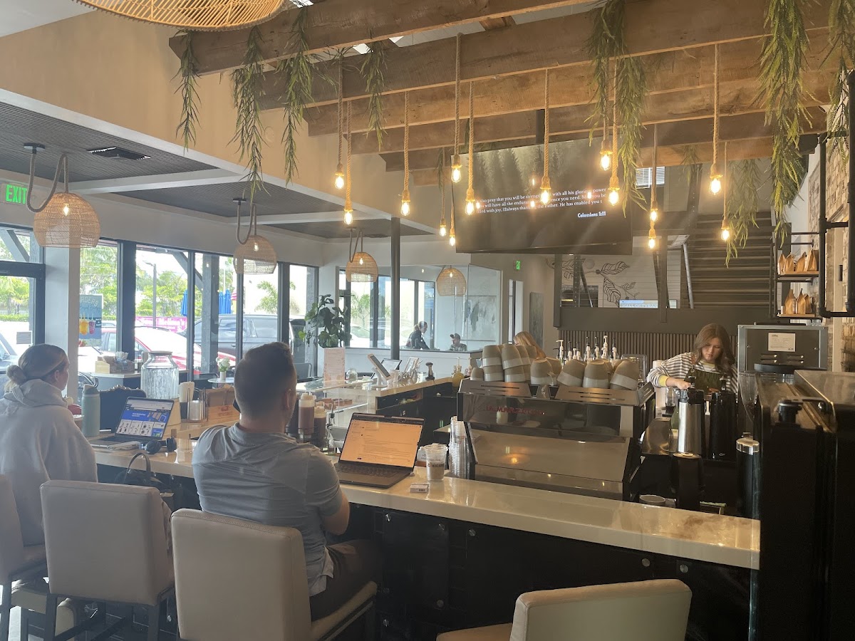 The Warehouse Cafe - Photo 6