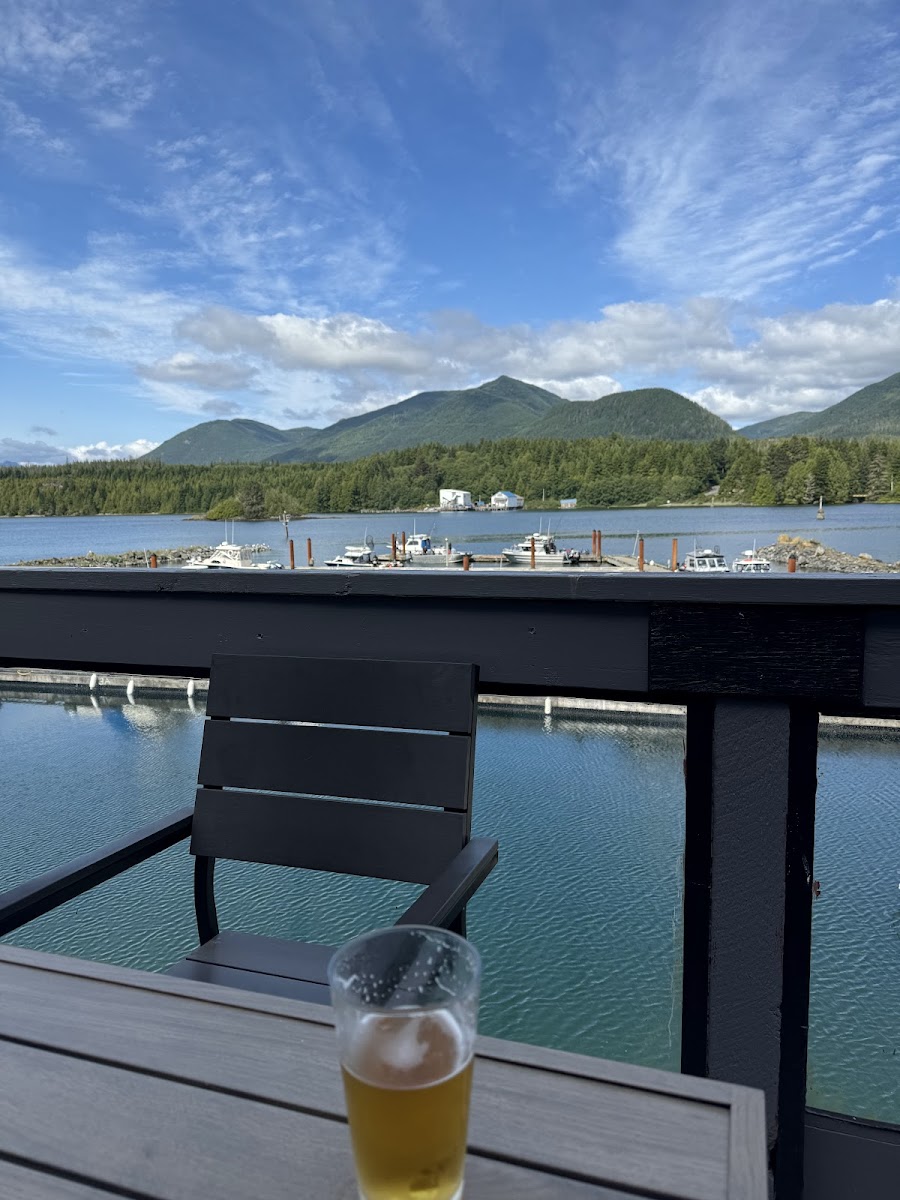 Eagle's Nest Pub - Photo 9