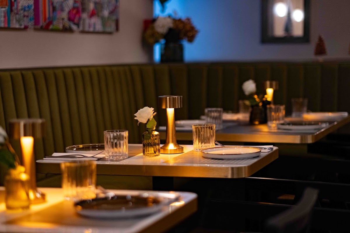 Omm Restaurant