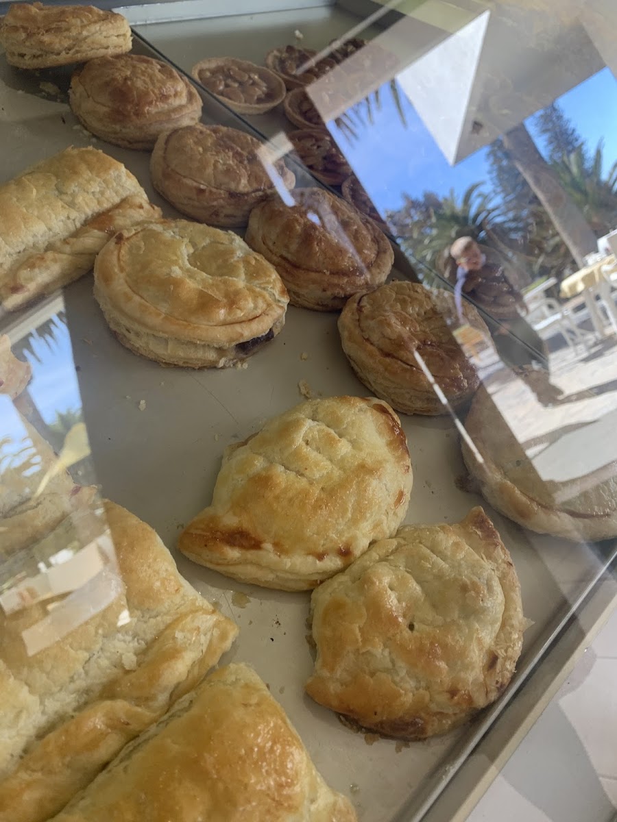 Cafe Anton Confectionery Cakes & Cookies - Photo 8