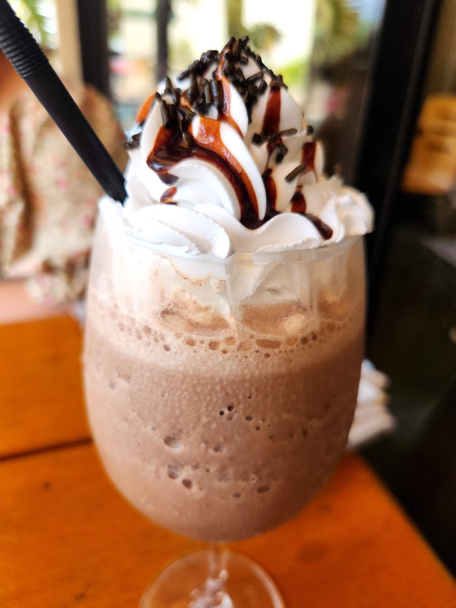 Celia's cafe - Photo 6