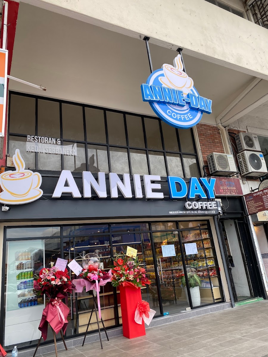 Annie Day Coffeetiam