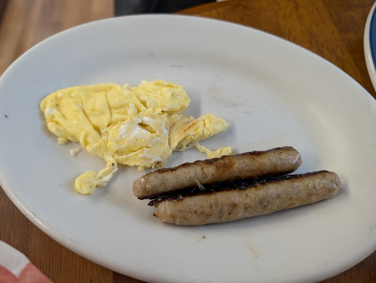 Sue's Cobscook Bay Cafe - Photo 4