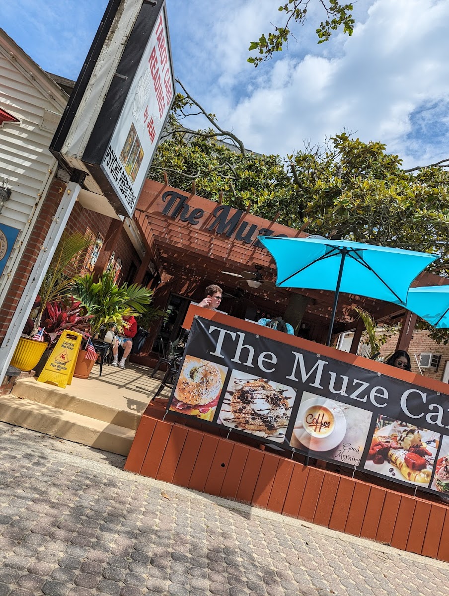 The Muze Cafe - Photo 7