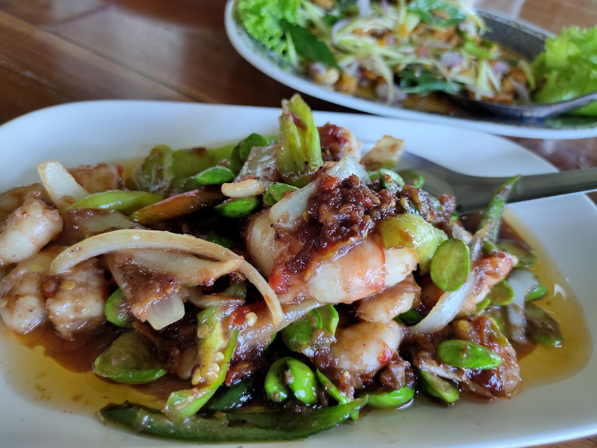 Pa Thing Restaurant - Photo 8