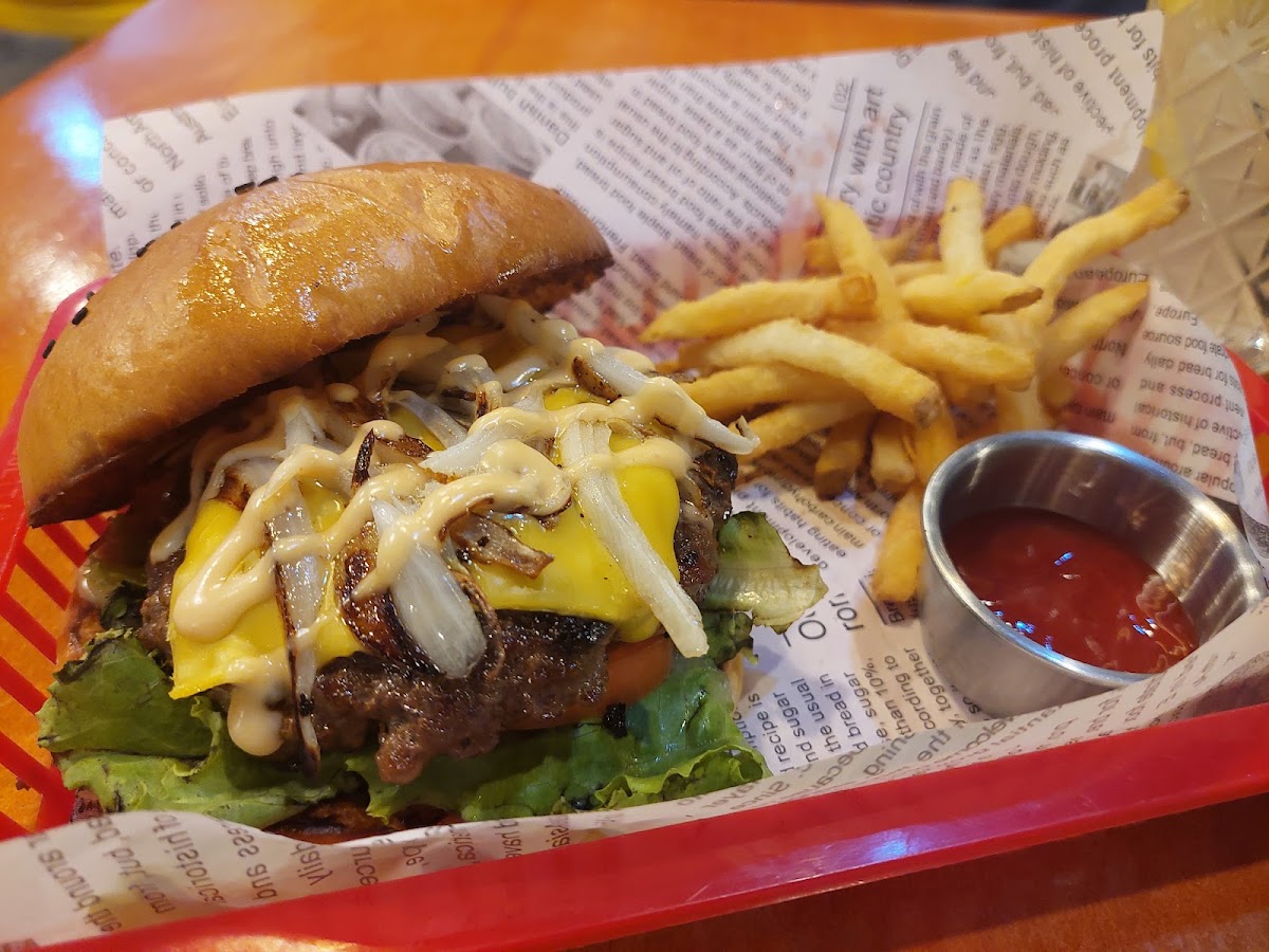 NomNom Comfort Food - Photo 3