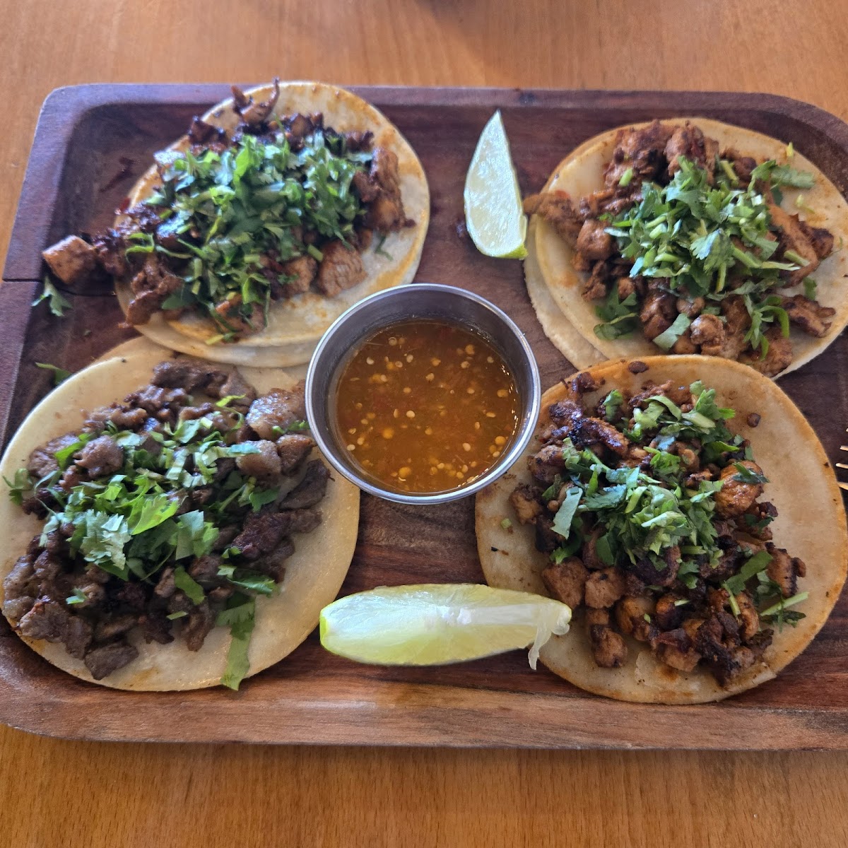The spot tacos and beers - Photo 2