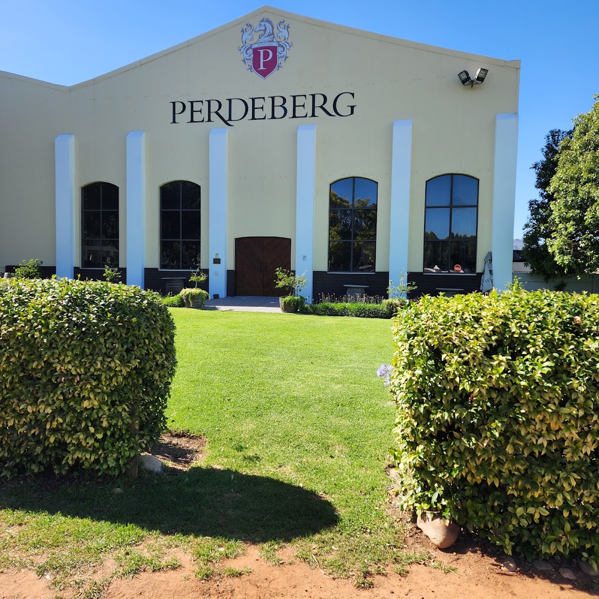 Perdeberg Restaurant - Photo 2