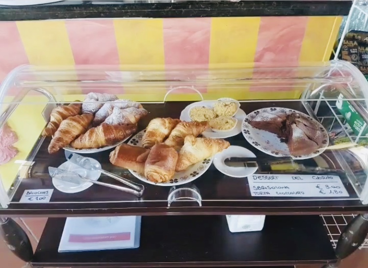 Bar del castello - Photo 1