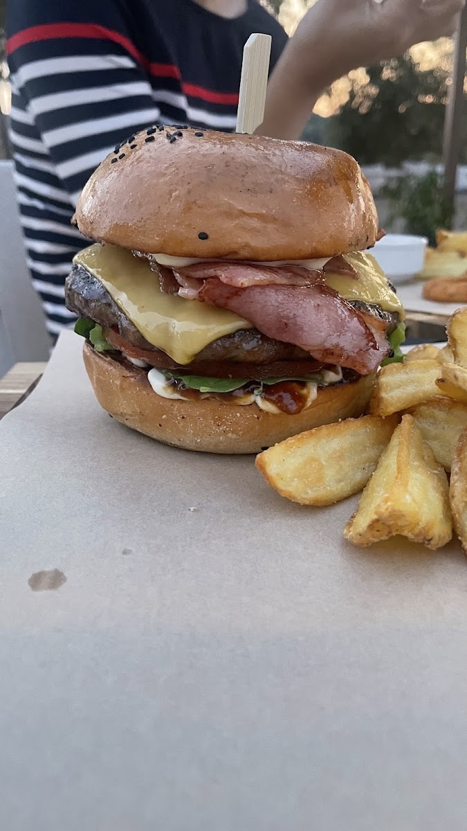 Acro All Day Cafe, Bar & Restaurant - Photo 8