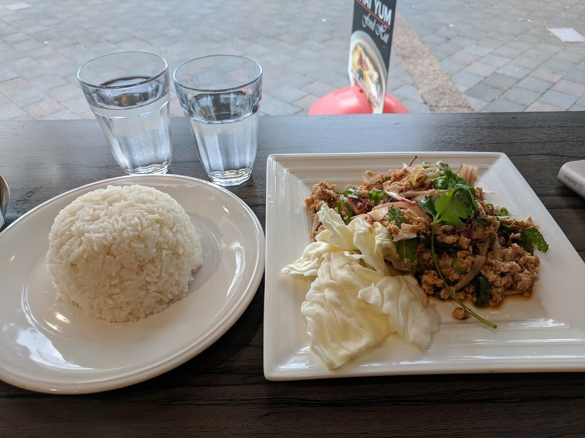 Thai Yum Food Hut - Photo 5