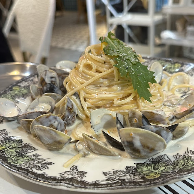 黑松露白醬爆炸蛤蜊飯
