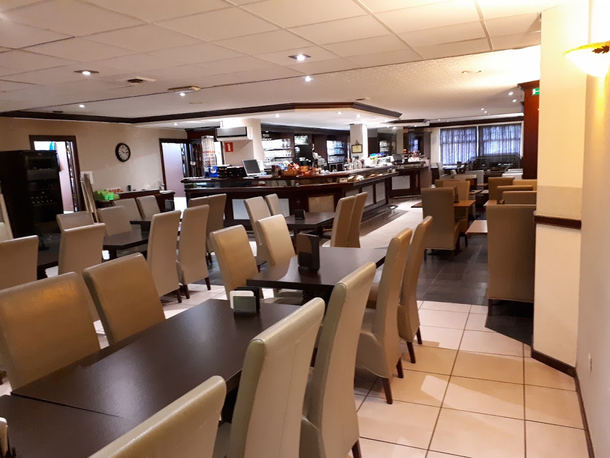 t Stropelleke Brasserie - Photo 2