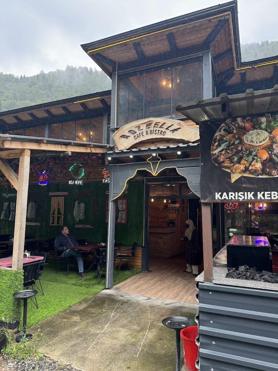 ROZBELLA CAFE RESTAURANT