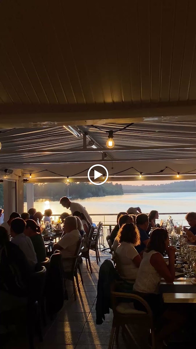 Restaurant Le Grill du Lac - Photo 1