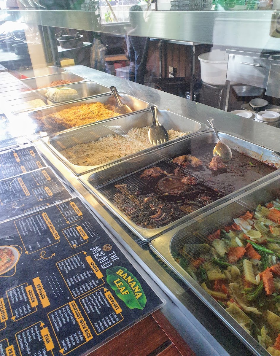 Banana Leaf Family Restaurant - Photo 9