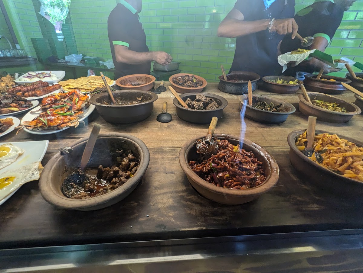 Banana Leaf Family Restaurant - Photo 6